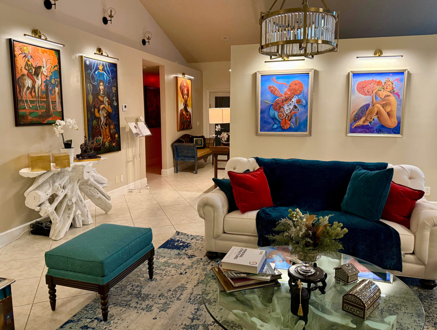 One year since Roselle Gallery opened its physical space!